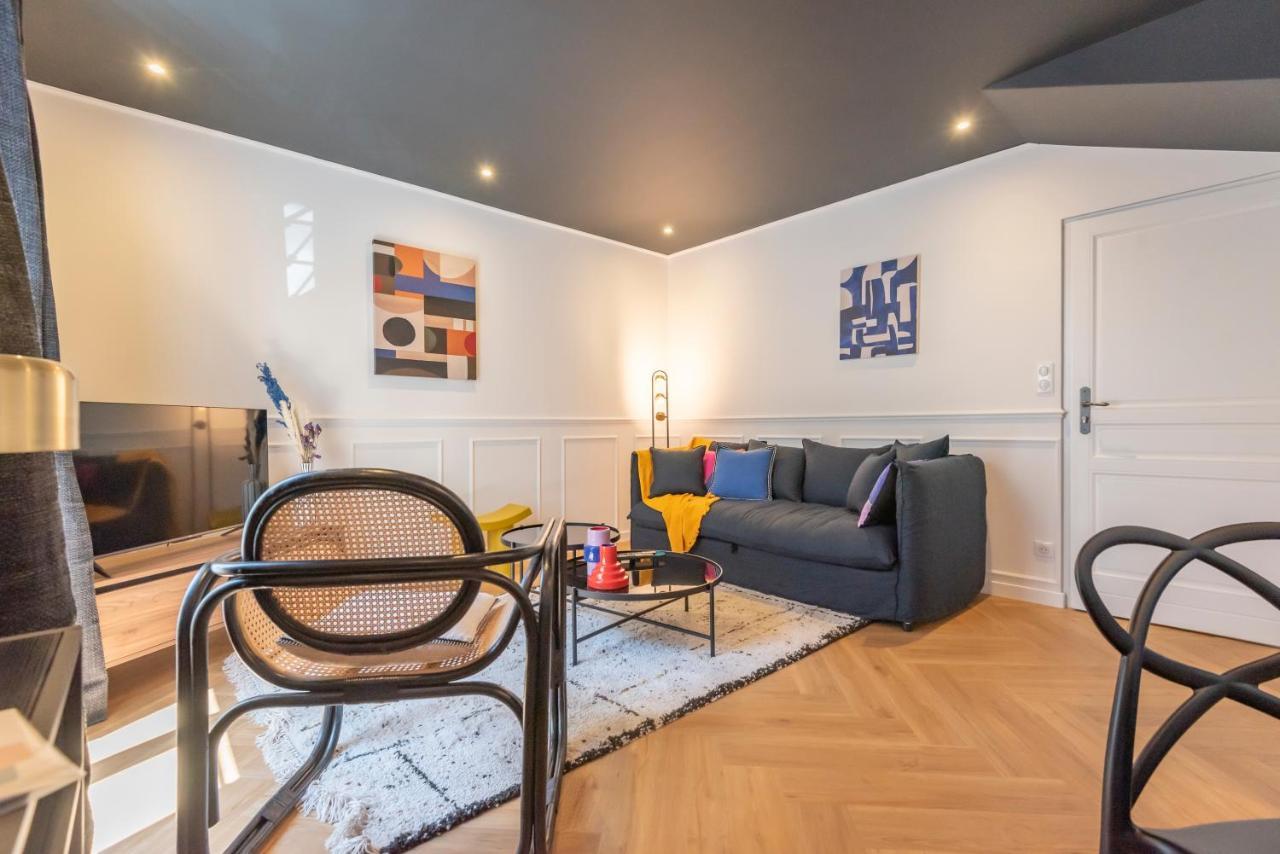 Le Cosy Chic . Proche Gare . Centre-Ville Macon . Neuf . Climatisation . Design . Wifi . Exterior photo